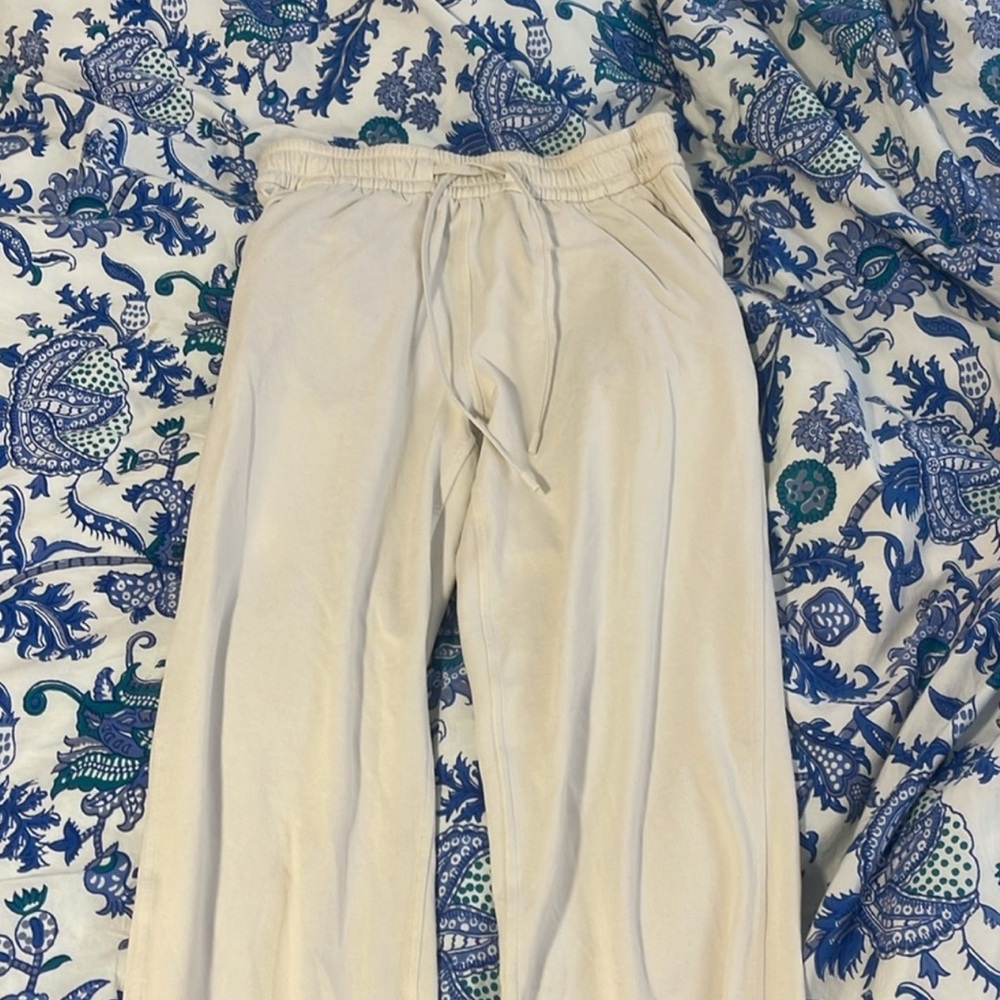 lululemon soft stream joggers